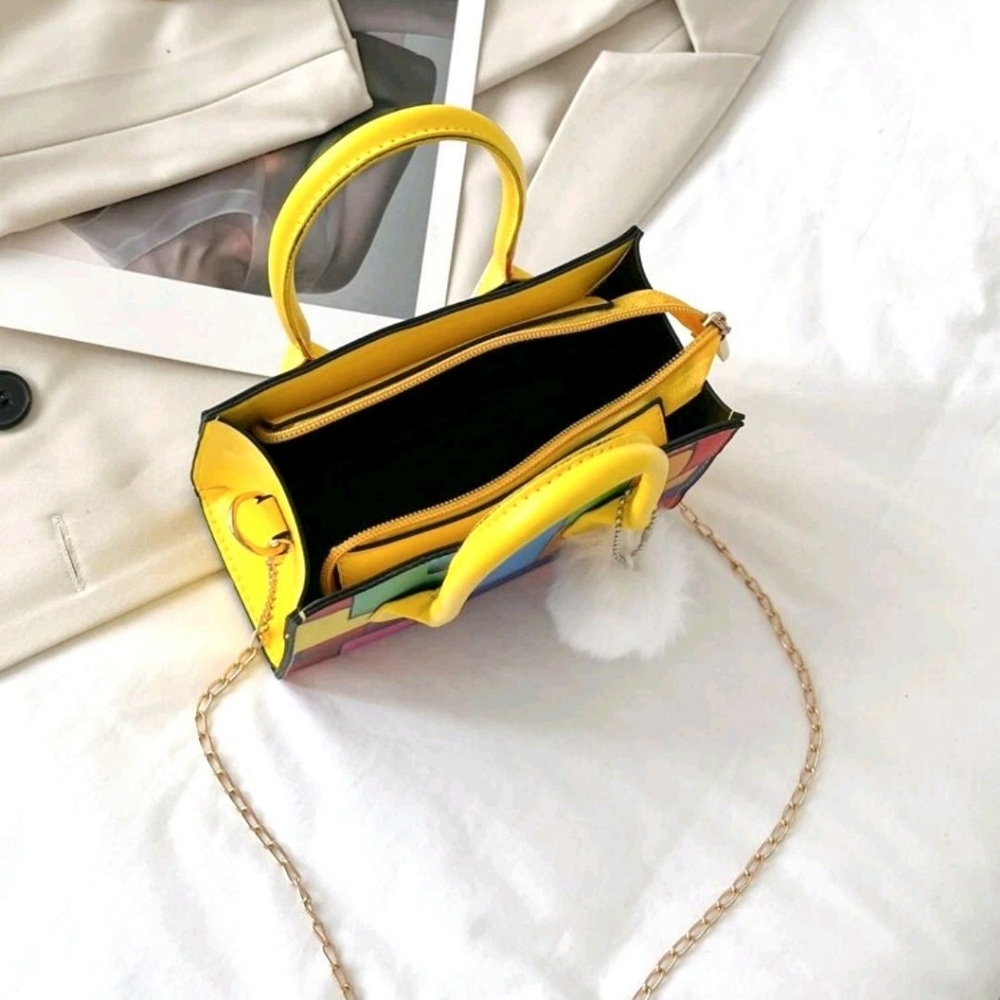 Beautiful hand purse.